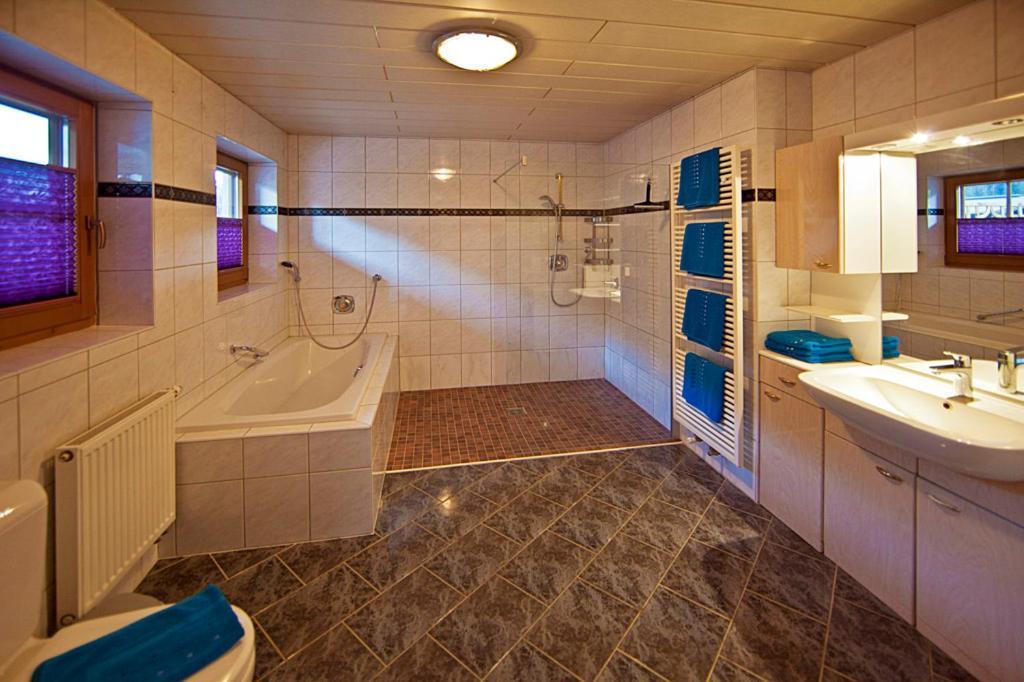 Landhotel Rauchenwalderhof Майргофен Номер фото