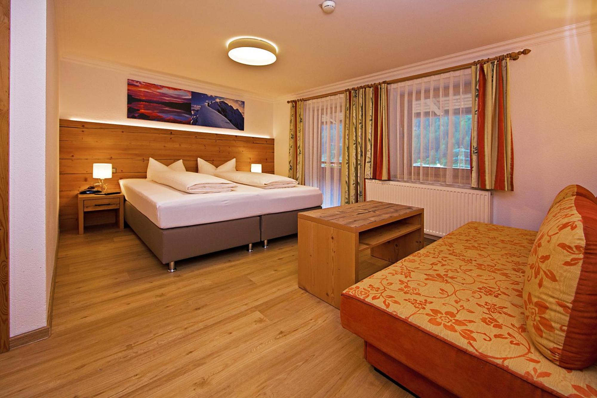 Landhotel Rauchenwalderhof Майргофен Номер фото