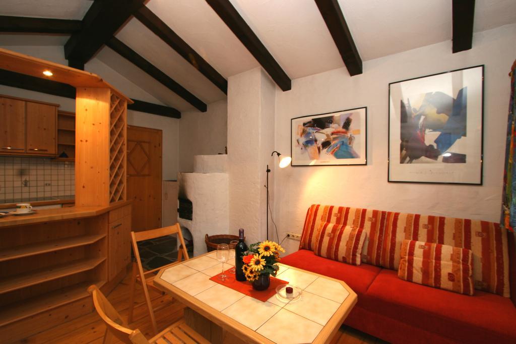 Landhotel Rauchenwalderhof Майргофен Номер фото